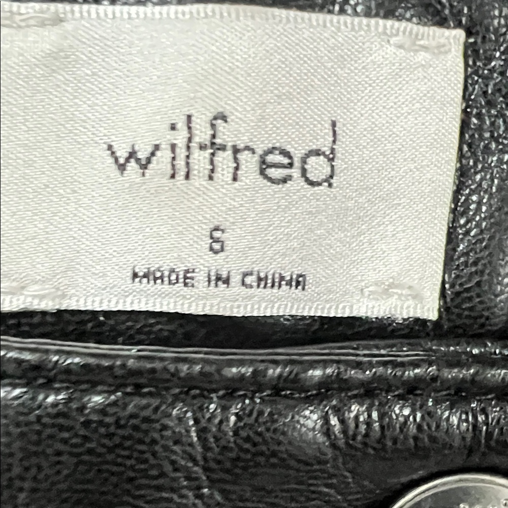 Aritzia, Wilfred faux leather pants